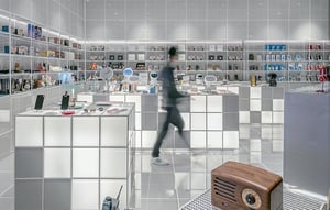 artem-bali-590525-unsplash